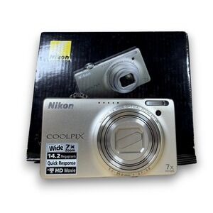 Nikon Coolpix S6000 14.2MP Digital Camera Bundle Silver w/Charger + Battery EUC